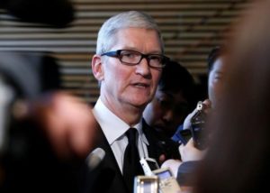 Apple Inc CEO Tim Cook speaks to reporters after meeting with Japan's Prime Minister Shinzo Abe at Abe's official residence in Tokyo, Japan, October 14, 2016. REUTERS/Toru Hanai/Files