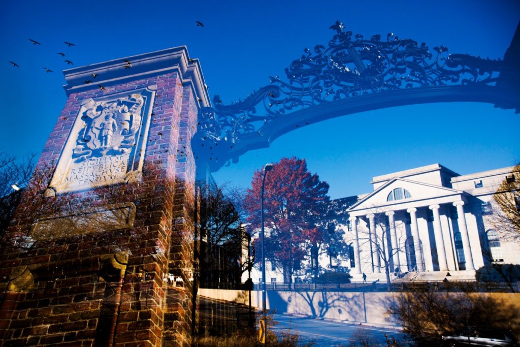 Harvard College. (Photo: harvard.edu by Stephanie Mitchell/Harvard Staff Photographer)