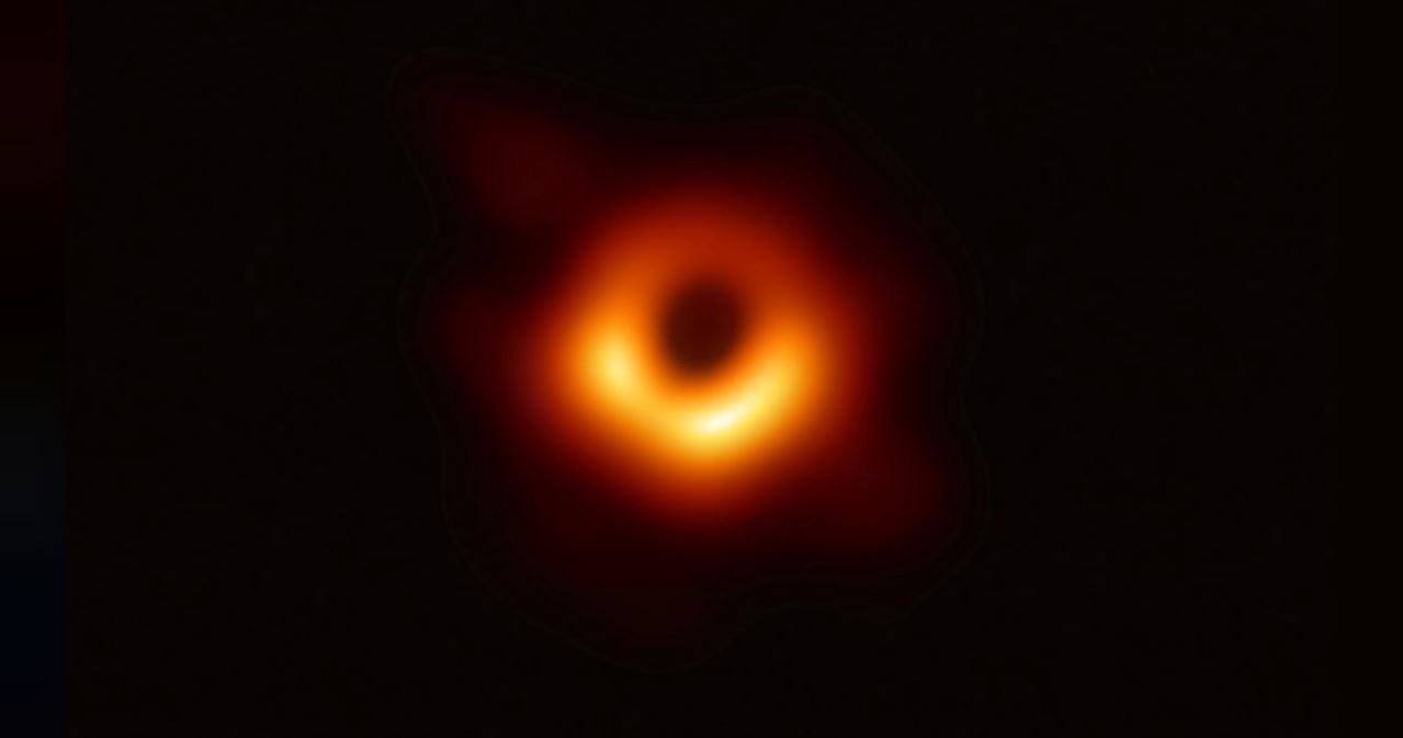 Remarkable image of black hole released in astrophysics breakthrough | News India Times