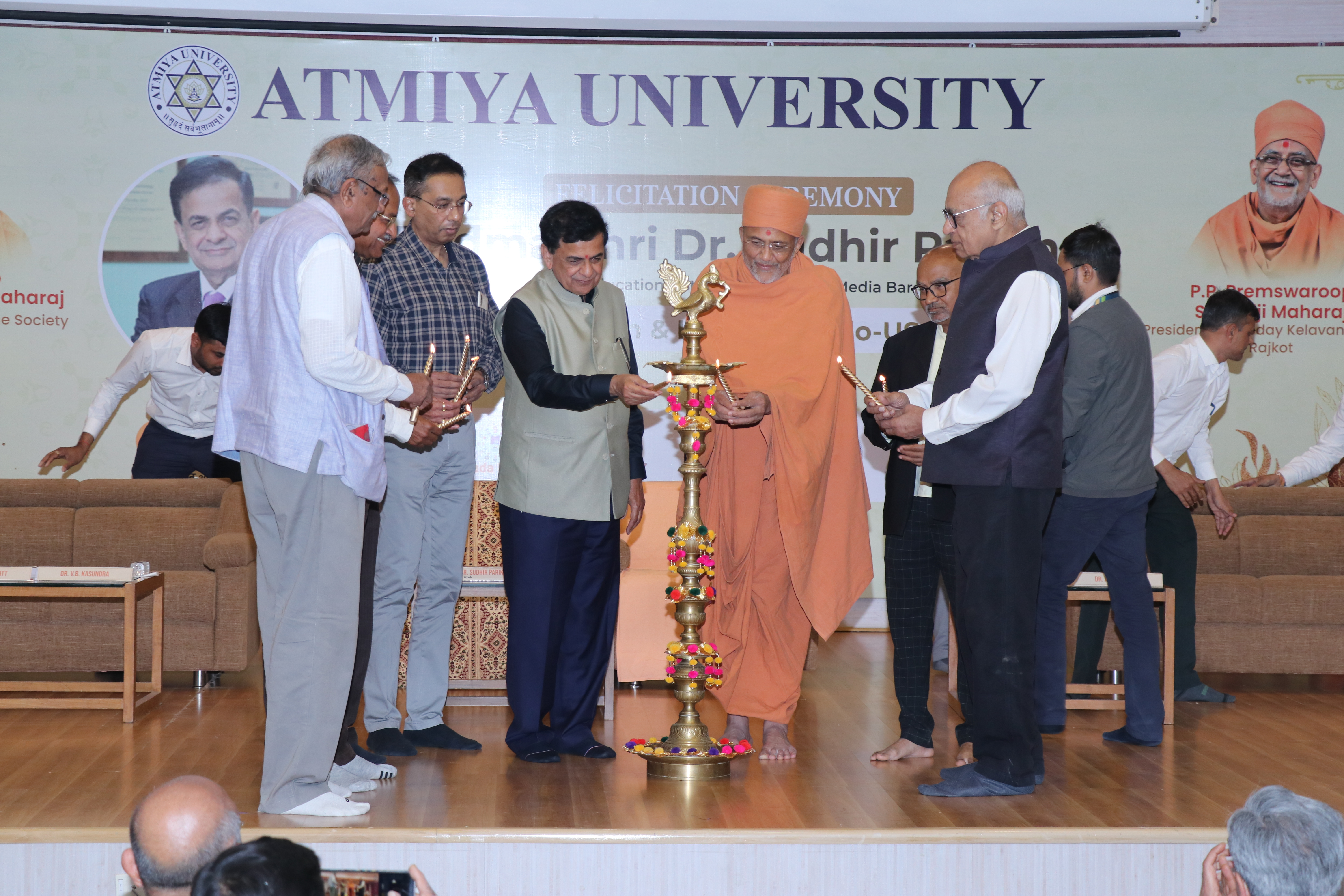 Atmiya College honors Dr. Sudhir Parikh for philanthropic work in schooling in India
