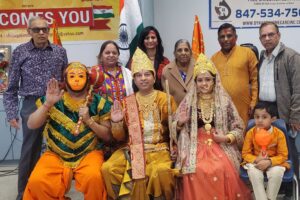 Attendees dressed as Sri Ram, Sita, and Hanuman ji, delighted attendees at the celebrations hosted by Chicago Hindu Mahotsav Group. PHOTO: CHMG